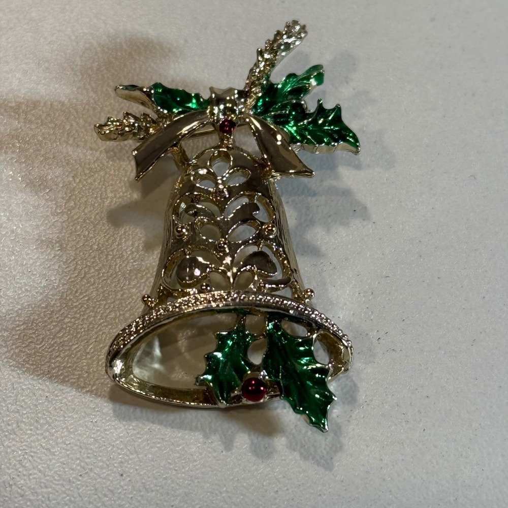 Vintage Christmas Bell Brooch‎ Pin Gold Tone Green Holly Holiday Winter Jewelry